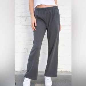 Brandy Melville anastasia straight leg sweatpants